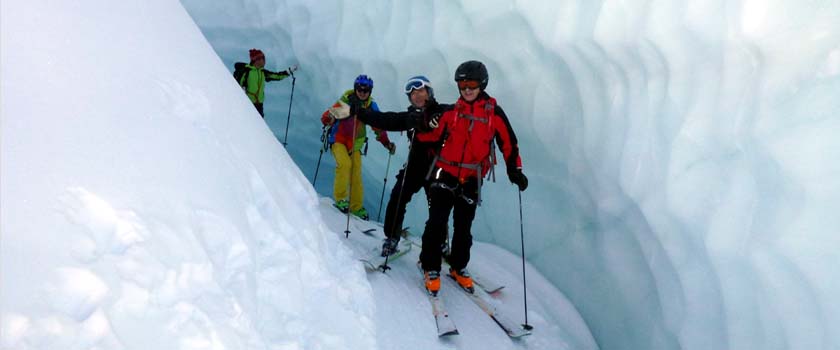 Gletscherabfahrten-Skiführer Bergführer Zermatt